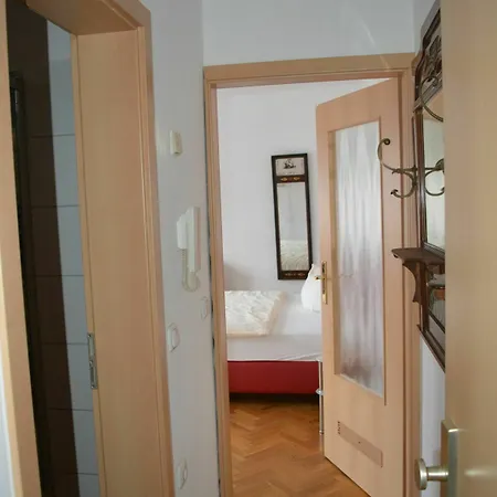Theophanos Im Kornmarkt Apartment *